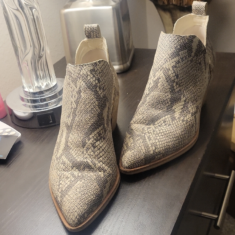 Elegant Snakeskin Pattern Ankle Booties